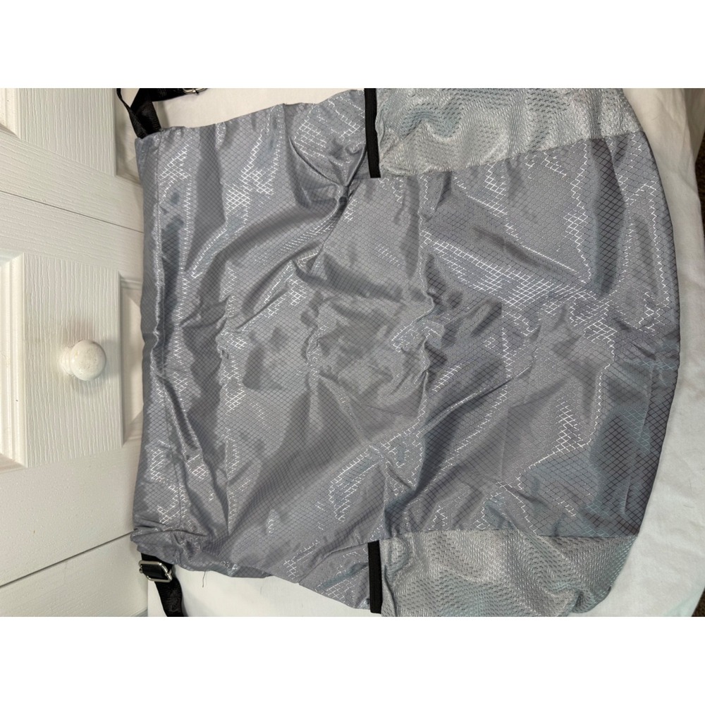 Lightweight Gray Ripstop Nylon Drawstring Backpac… - image 2